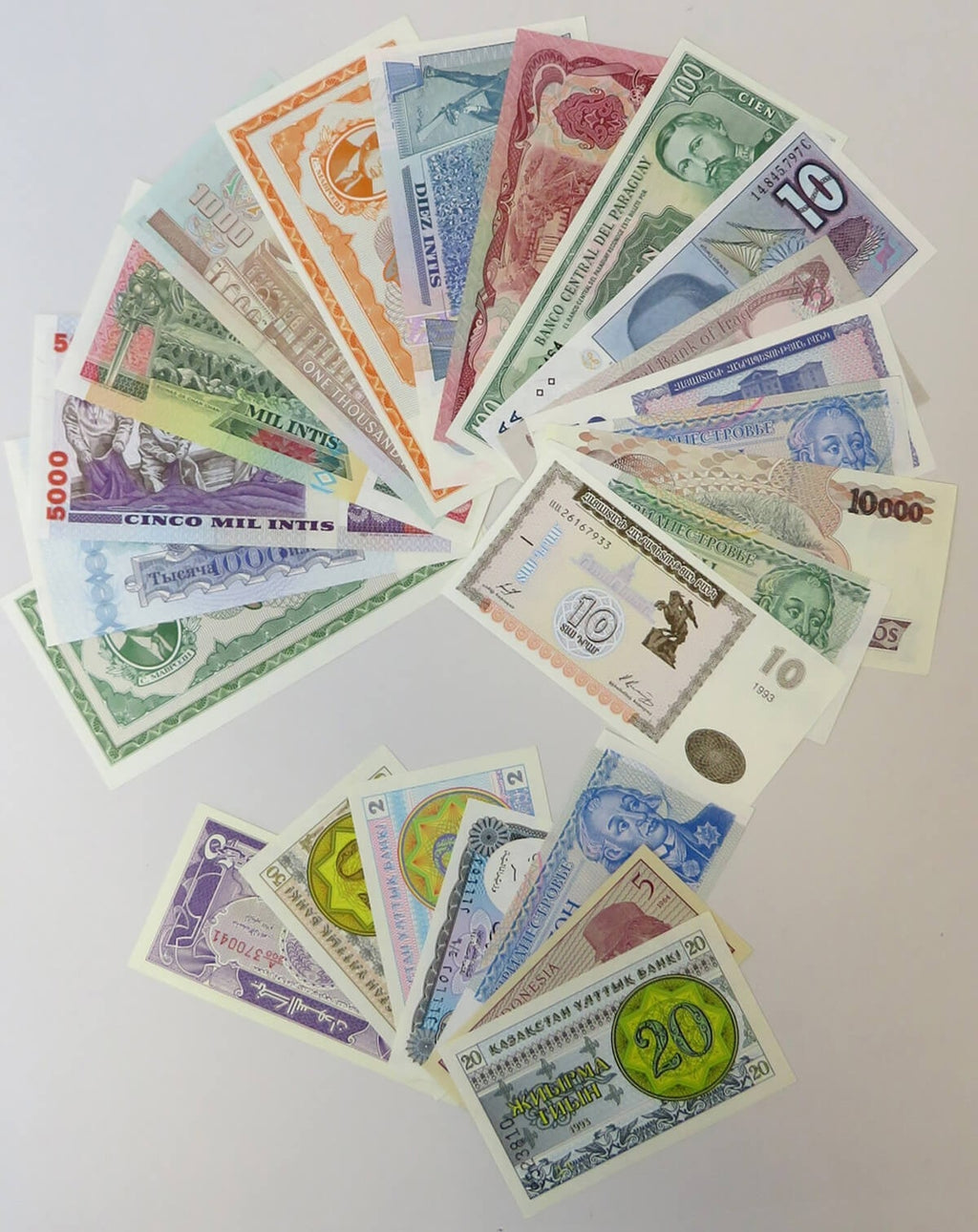 Lot: Zestaw 15 banknotów zagranicznych